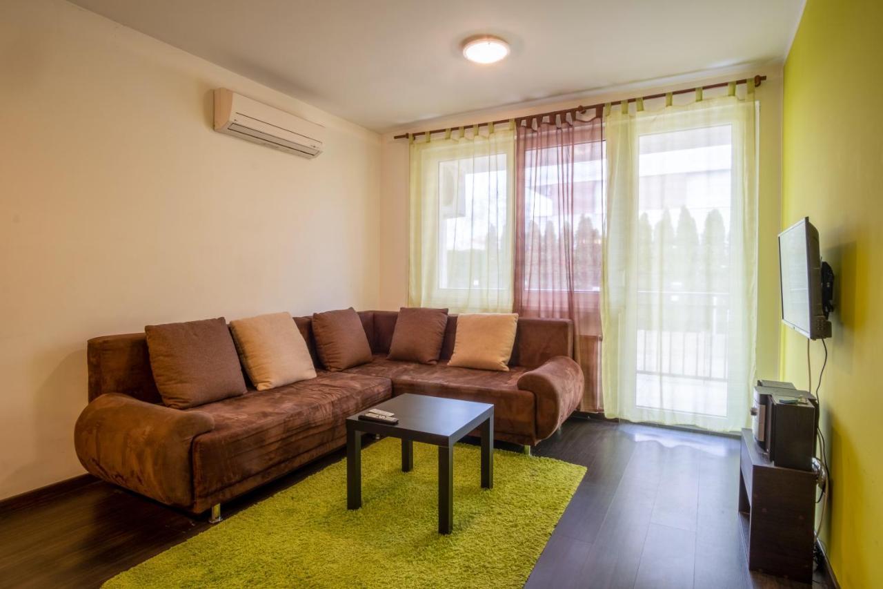 Myflat Siofok Beach Apartment Екстериор снимка