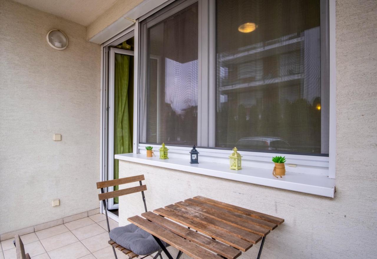 Myflat Siofok Beach Apartment Екстериор снимка