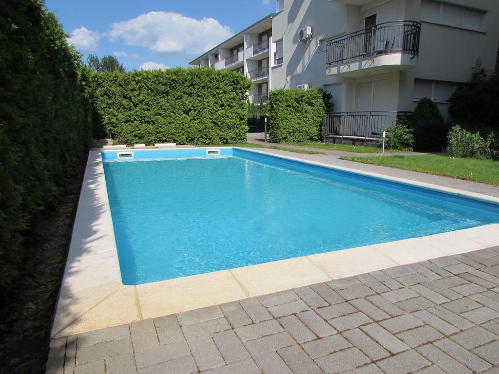 Myflat Siofok Beach Apartment Екстериор снимка