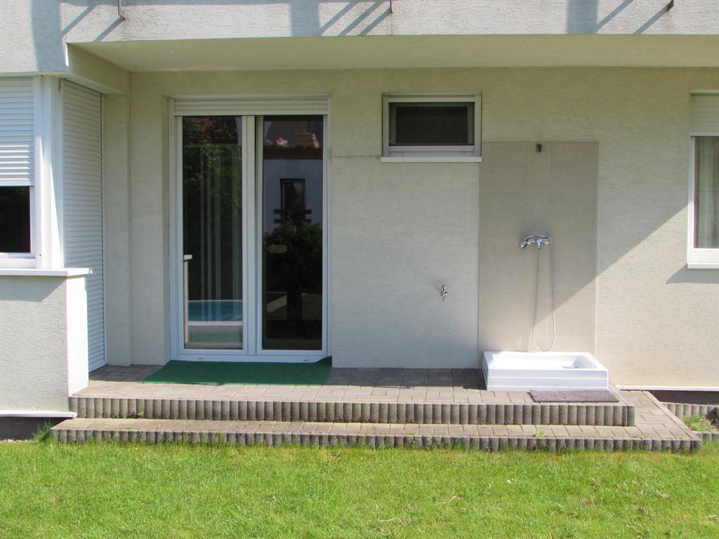Myflat Siofok Beach Apartment Екстериор снимка